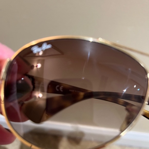 Ray-Ban aviator sunglasses - Picture 7 of 9